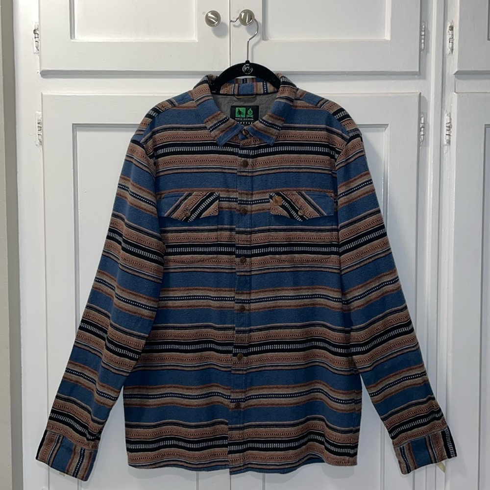 Hippytree Flannel - L - Navy/Brown Pattern - Great Condition